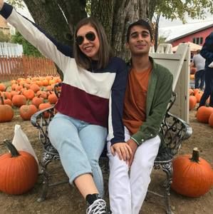 Meet your Posher, Elizabeth